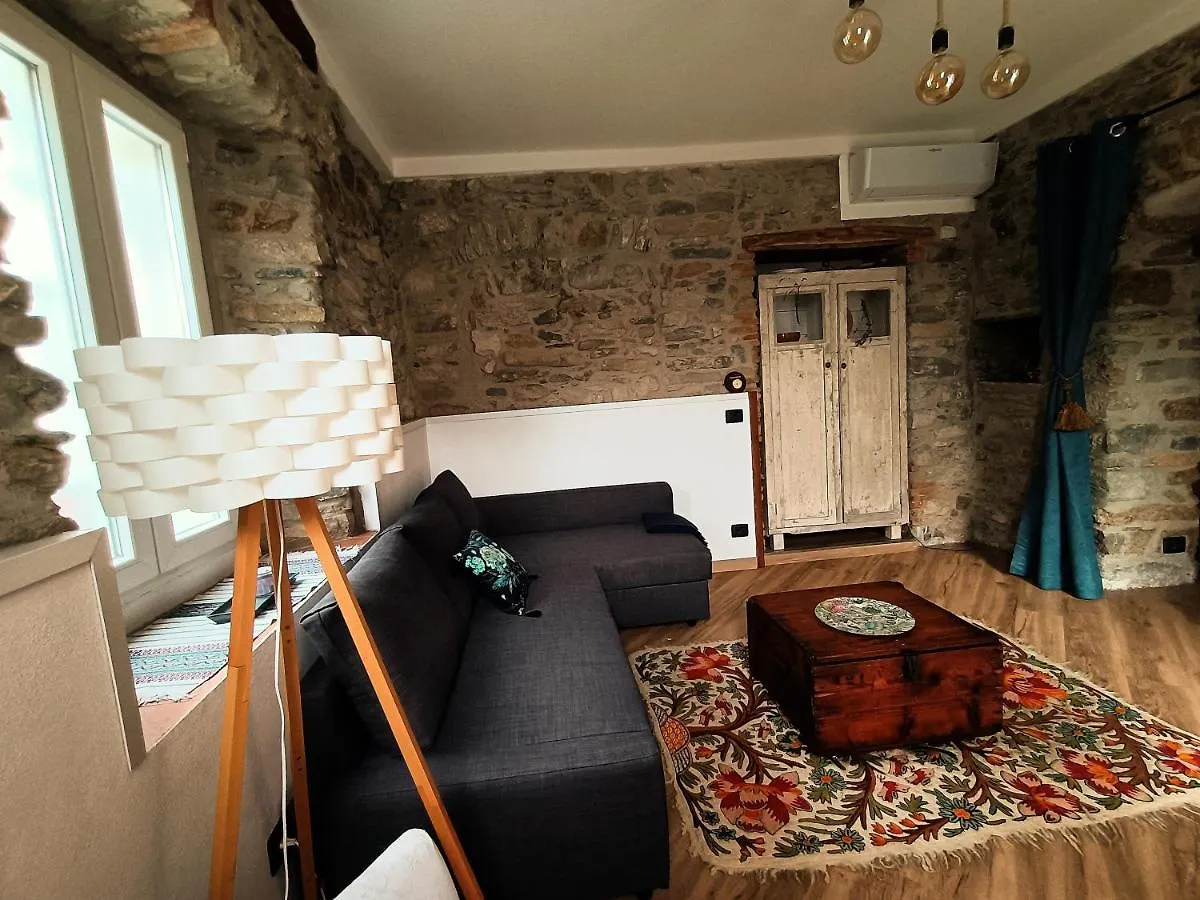 Casa Virginia Nel Borgo Villa Lierna Holiday home