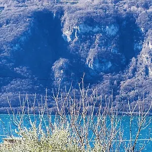  Apartment L'ulivo View Private Road 5 Kilometers From Varenna