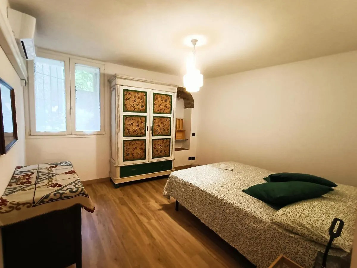 Holiday home Casa Virginia Nel Borgo Villa Lierna